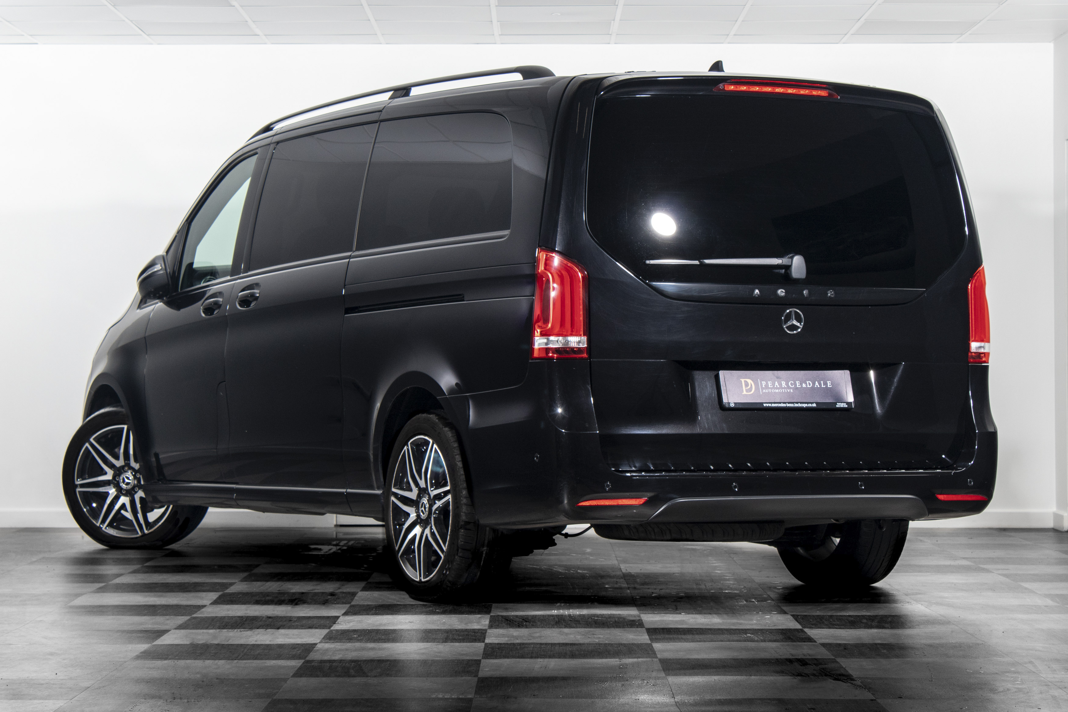 Мерседес бенц v250d